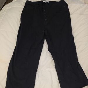 Women's Black Cropped Jeans